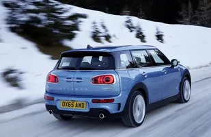 MINI Clubman ALL4 — zdjęcie 2