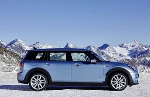 MINI Clubman ALL4 — zdjęcie 7