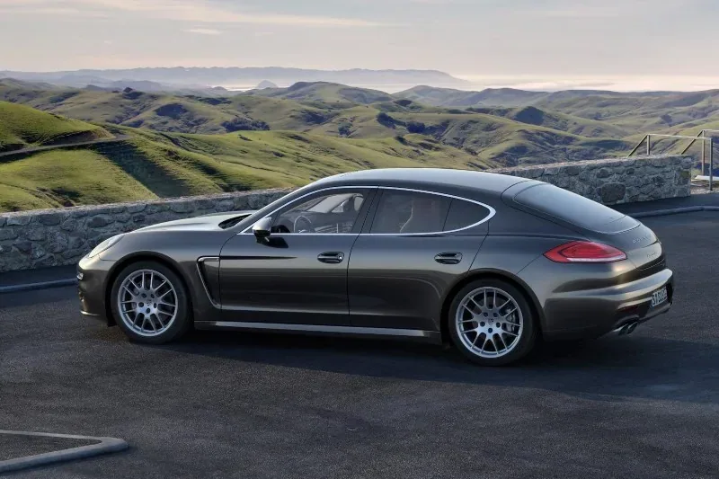 Porsche Panamera GTS