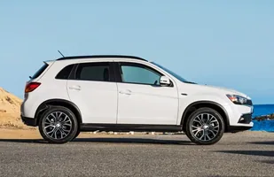 Mitsubishi ASX po liftingu — zdjęcie 5
