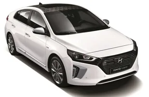 Hyundai IONIQ w pełnej krasie — zdjęcie 4