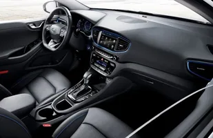Hyundai IONIQ w pełnej krasie — zdjęcie 6