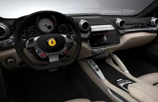 Ferrari FF znika! Zastąpi je GTC4Lusso! — zdjęcie 7