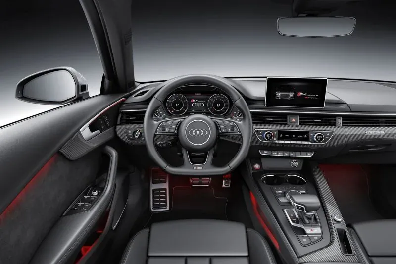 Audi S4