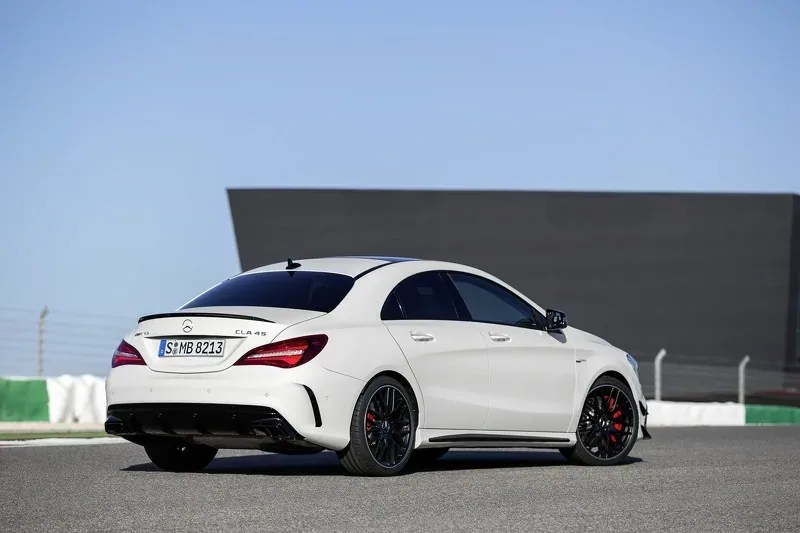 Mercedes CLA