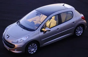 Peugeot 207. Francuz nie musi się psuć! — zdjęcie 6