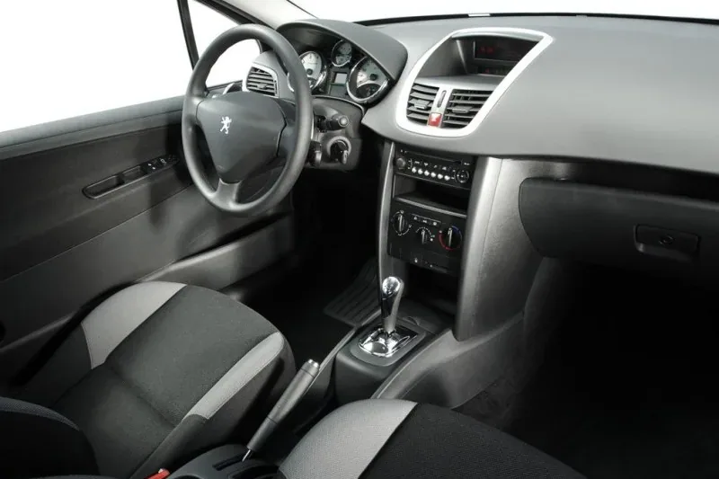 Peugeot 207. Francuz nie musi się psuć!