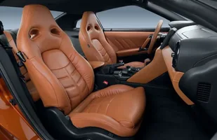 Nissan GT-R model roku 2017 — zdjęcie 4