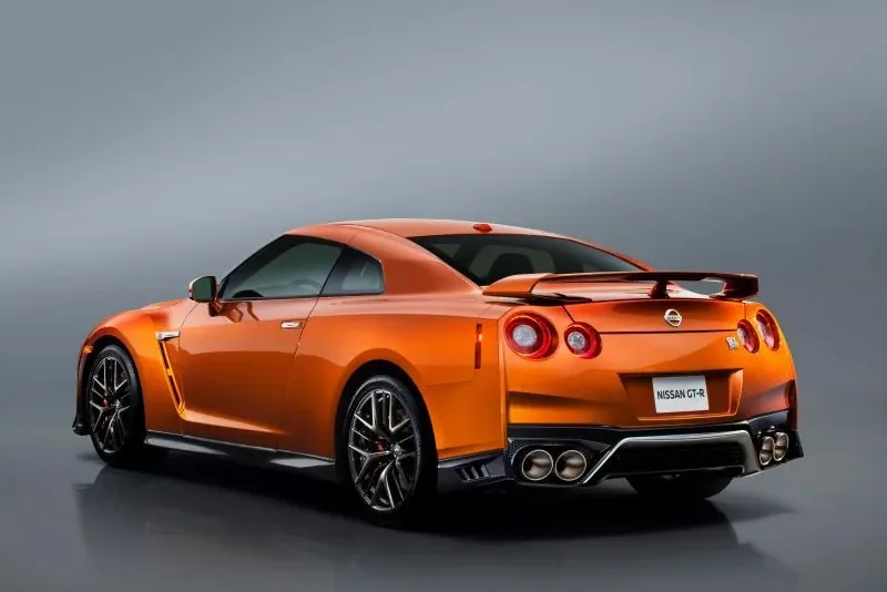 Nissan GT-R model roku 2017
