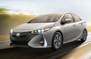 Toyota Prius Plug-in Hybrid — zdjęcie 3