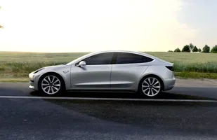 Tesla Model 3 — zdjęcie 4