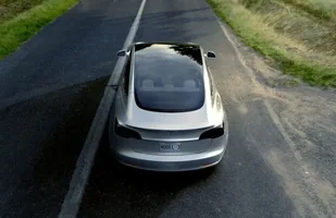 Tesla Model 3 — zdjęcie 6