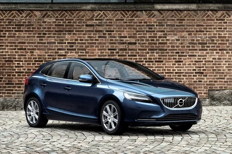 Volvo V40 po liftingu