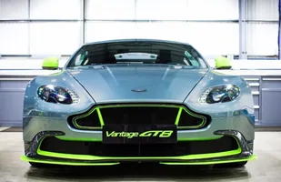 Aston Martin Vantage GT8 — zdjęcie 2