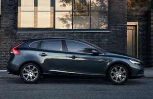 Volvo V40 po lifitngu. Ceny — zdjęcie 6