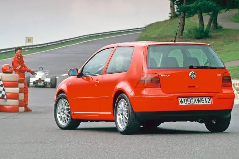 Volkswagen Golf IV GTI