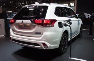Nissan przejmuje Mitsubishi — zdjęcie 2