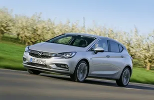 Opel Astra 1.6 BiTurbo CDTI — zdjęcie 7