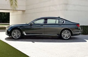 BMW 750Ld xDrive - najmocniejszy w historii — zdjęcie 3