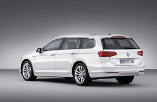 Volkswagen Passat GTE. Ceny — zdjęcie 7