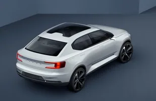 Volvo zapowiada nowe V40 i XC40 — zdjęcie 4