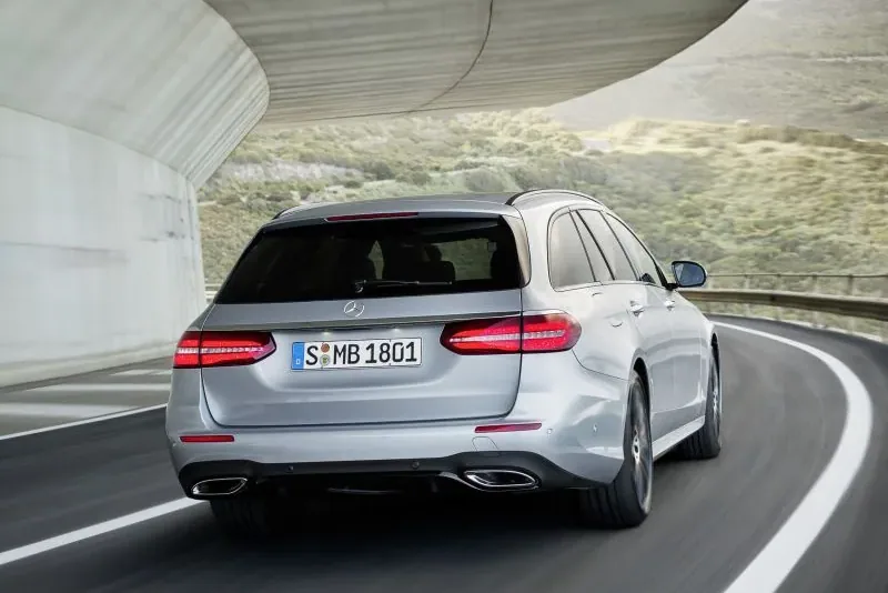 Mercedes E kombi typoszeregu W213