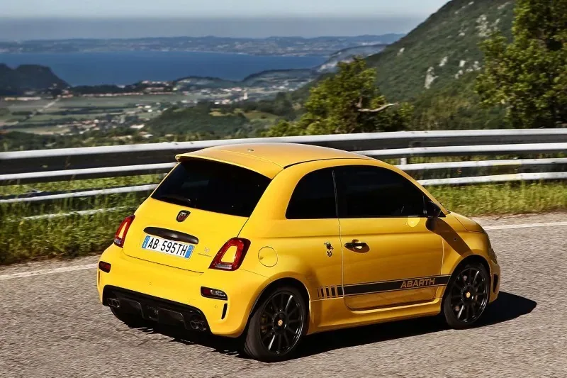 Abarth 595