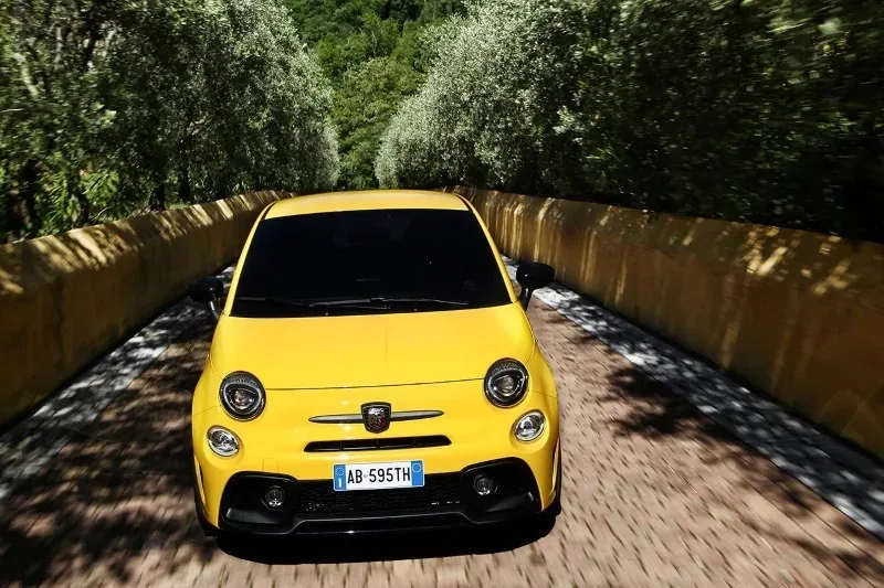 Abarth 595
