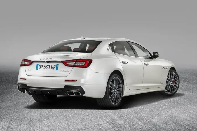 Maserati Quattroporte