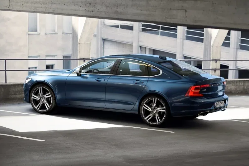 Volvo S90 R-Design