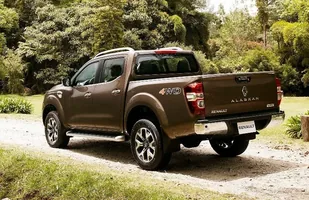 Renault Alaskan bliźniakiem Nissana Navara — zdjęcie 3