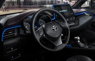 Toyota C-HR. Oto wnętrze! — zdjęcie 4