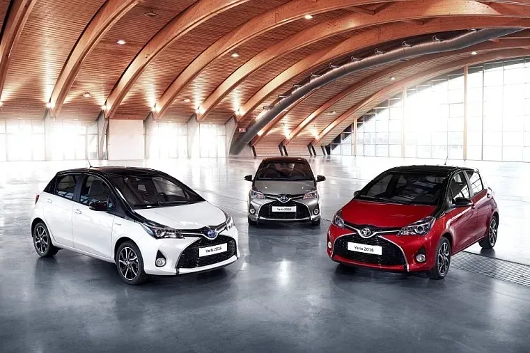 Toyota Yaris razy 3 miliony!