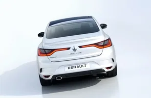 Renault Megane Grand Coupe — zdjęcie 2
