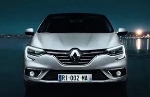 Renault Megane Grand Coupe — zdjęcie 8