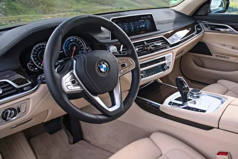 BMW 740e iPerformance