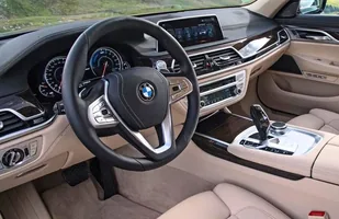 BMW 740e iPerformance. Hybryda plug-in — zdjęcie 4