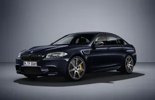 BMW M5 Competition — zdjęcie 1