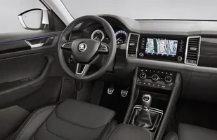Skoda Kodiaq. Wnętrze na zdjęciach — zdjęcie 1