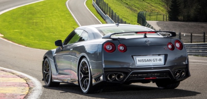 Nissan GT-R