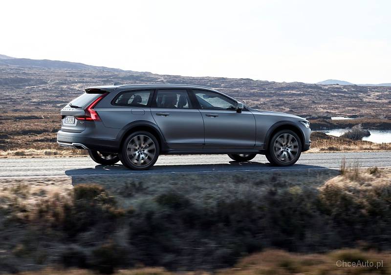 Volvo V90 Cross Country Chceauto Pl