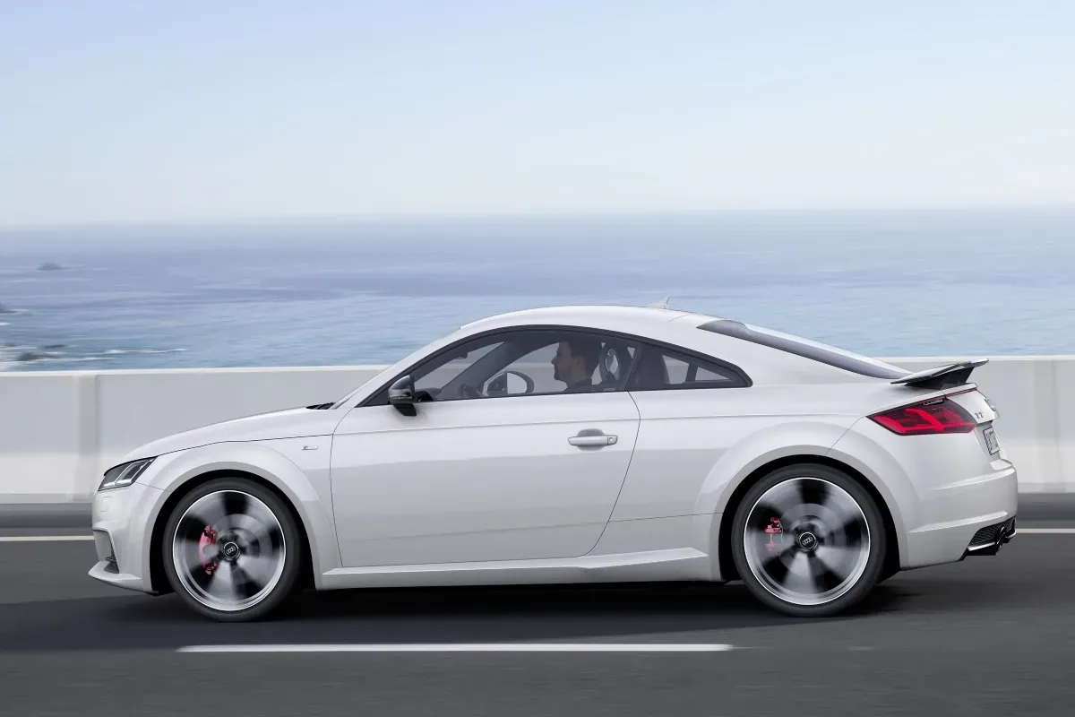 Audi TT S line competition