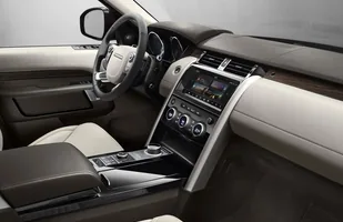 Nowy Land Rover Discovery 5 oficjalnie — zdjęcie 2