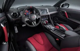 Nissan GT-R Nismo już w Polsce. Ceny — zdjęcie 5