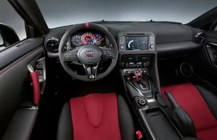 Nissan GT-R Nismo już w Polsce. Ceny — zdjęcie 6