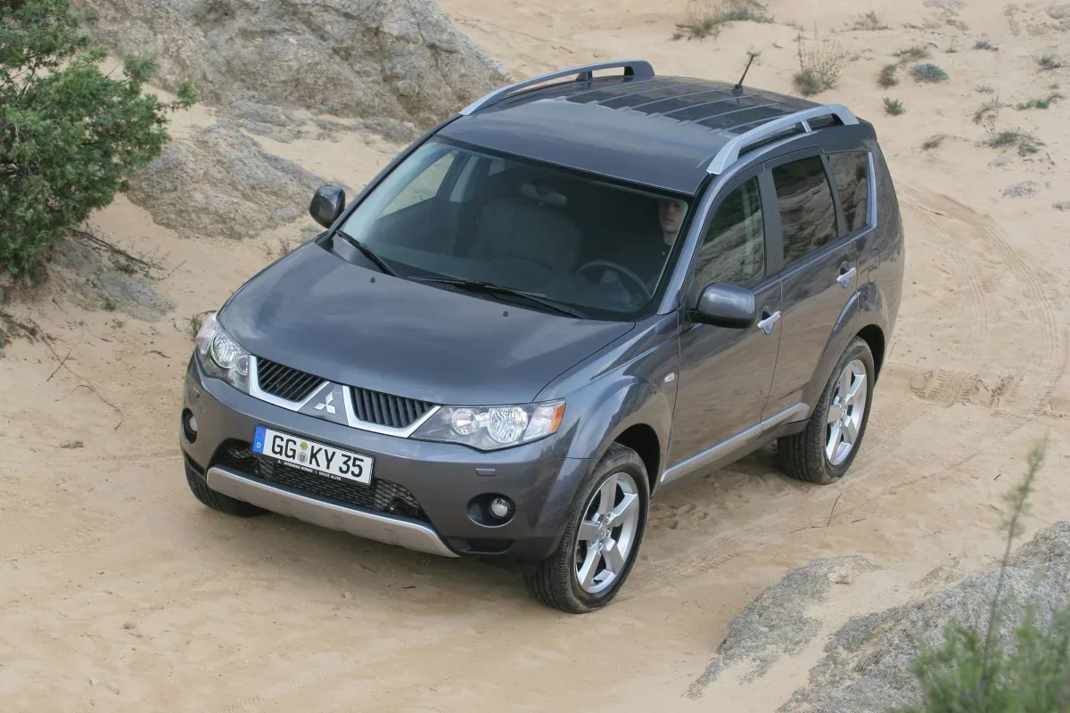 Mitsubishi Outlander II - 2007