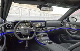 Mercedes-AMG E 63. Najszybszy w historii! — zdjęcie 2