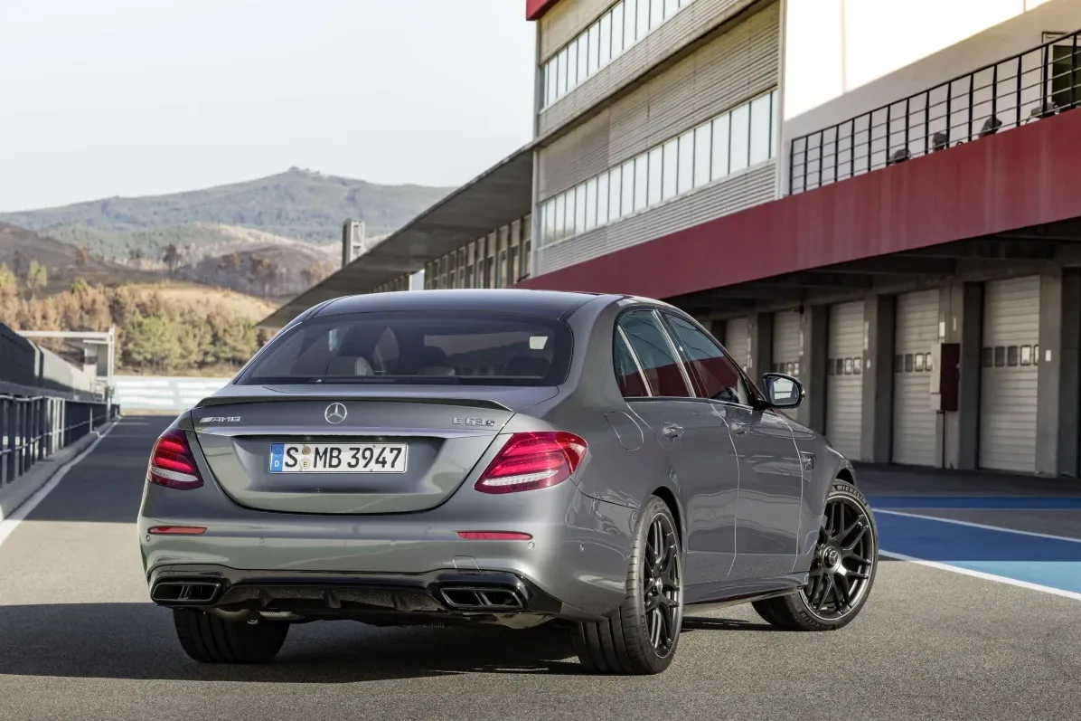 Mercedes-AMG E 63