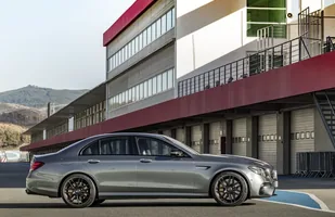 Mercedes-AMG E 63. Najszybszy w historii! — zdjęcie 11