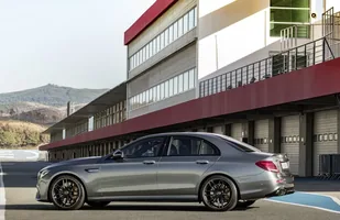 Mercedes-AMG E 63. Najszybszy w historii! — zdjęcie 12